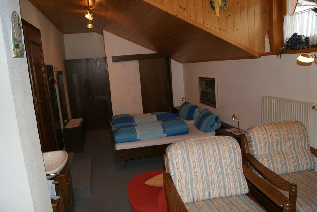 Gaestehaus Ferienwohnungen Lackner Rennweg am Katschberg Стая снимка